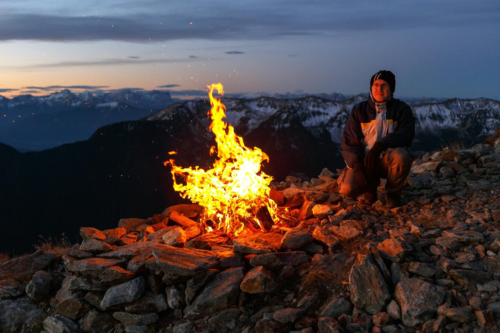 Starlit Mountain Bonfire Experience